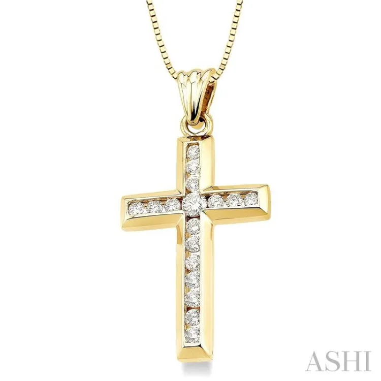 1/2 Ctw Round Cut Diamond Cross Pendant in 10K Yellow Gold with Chain