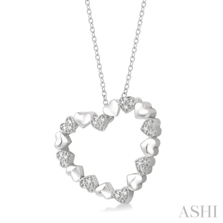 1/20 ctw Puffed Heart Plain and Round Cut Diamond Fashion Pendant With Chain in Silver