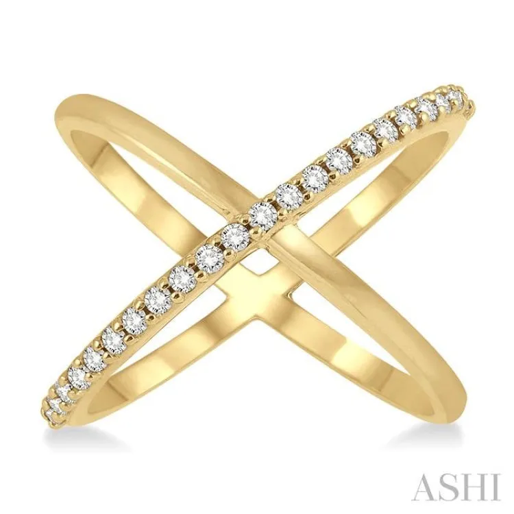 1/4 Ctw Round Cut Diamond 'X' Ring in 14K Yellow Gold