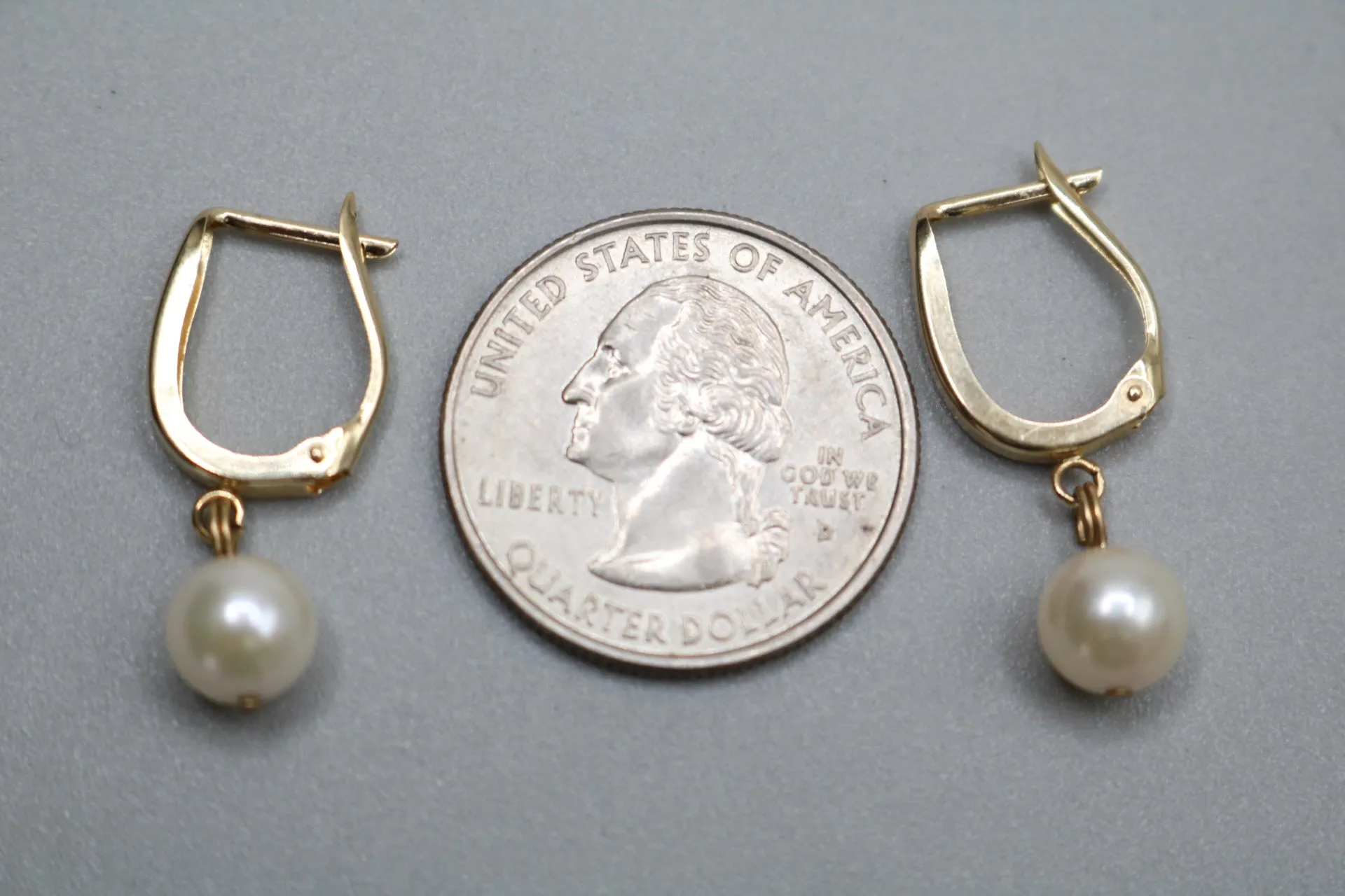 14K Yellow Gold Pearl Earrings (2.2 Grams)