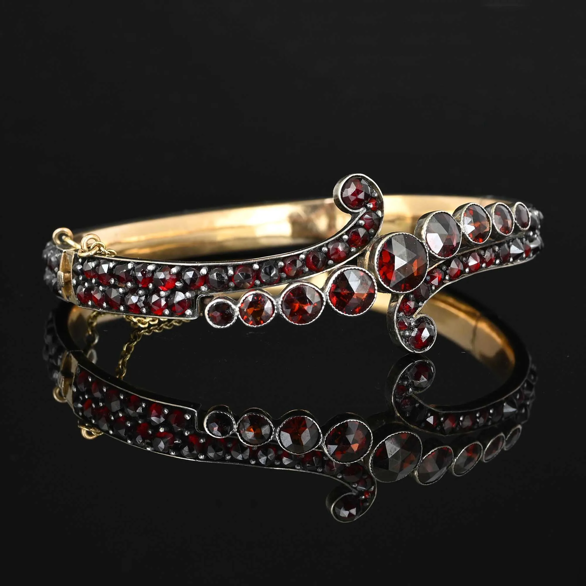 Antique Victorian Bohemian Garnet Bracelet