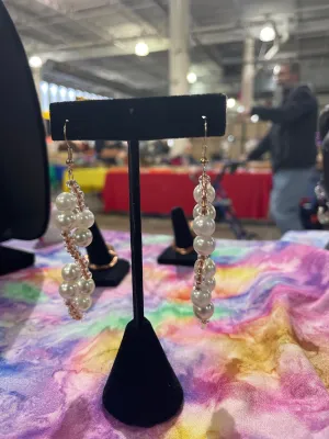 Dancing Pearl earrings