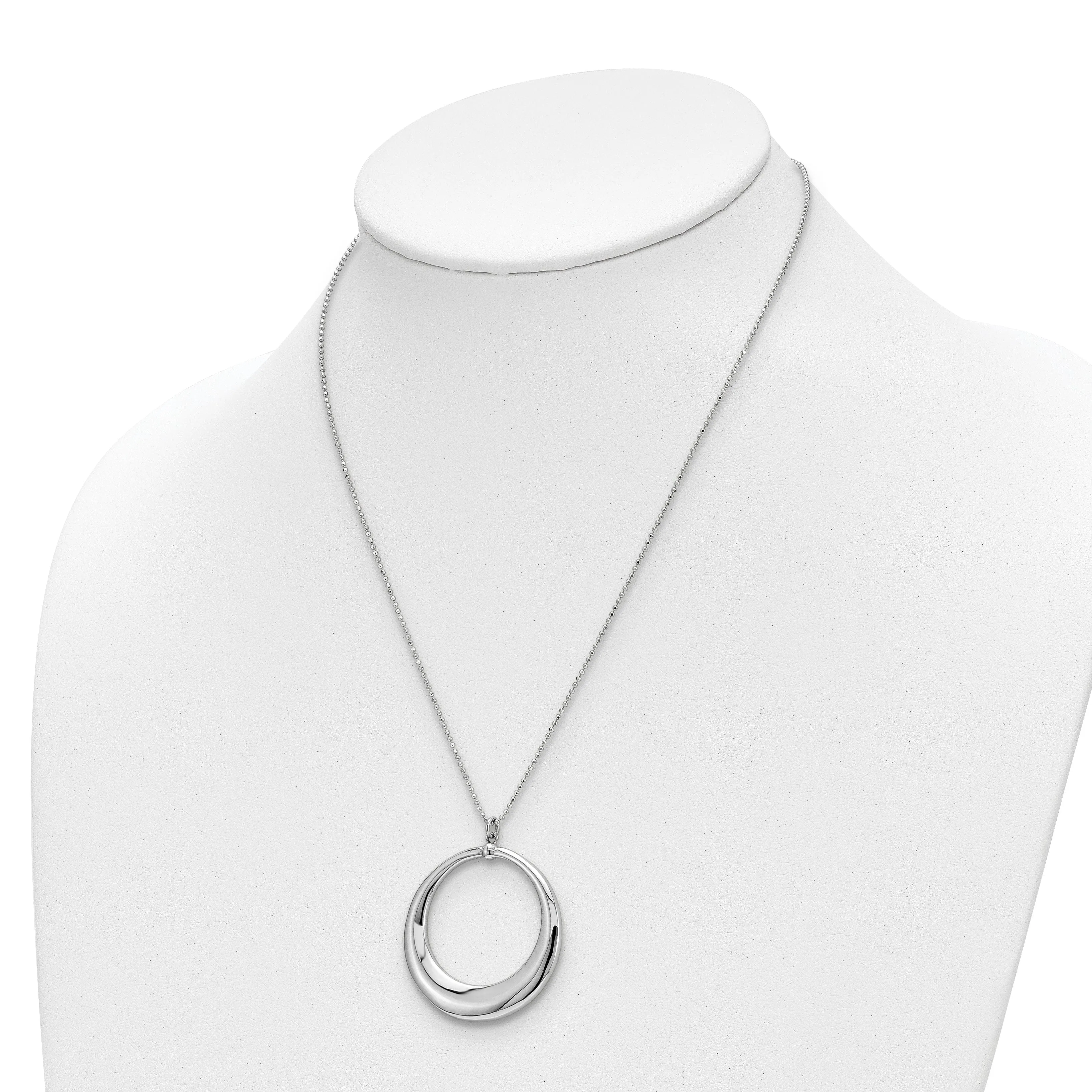 LeslieSterling Silver Polished Circle Necklace