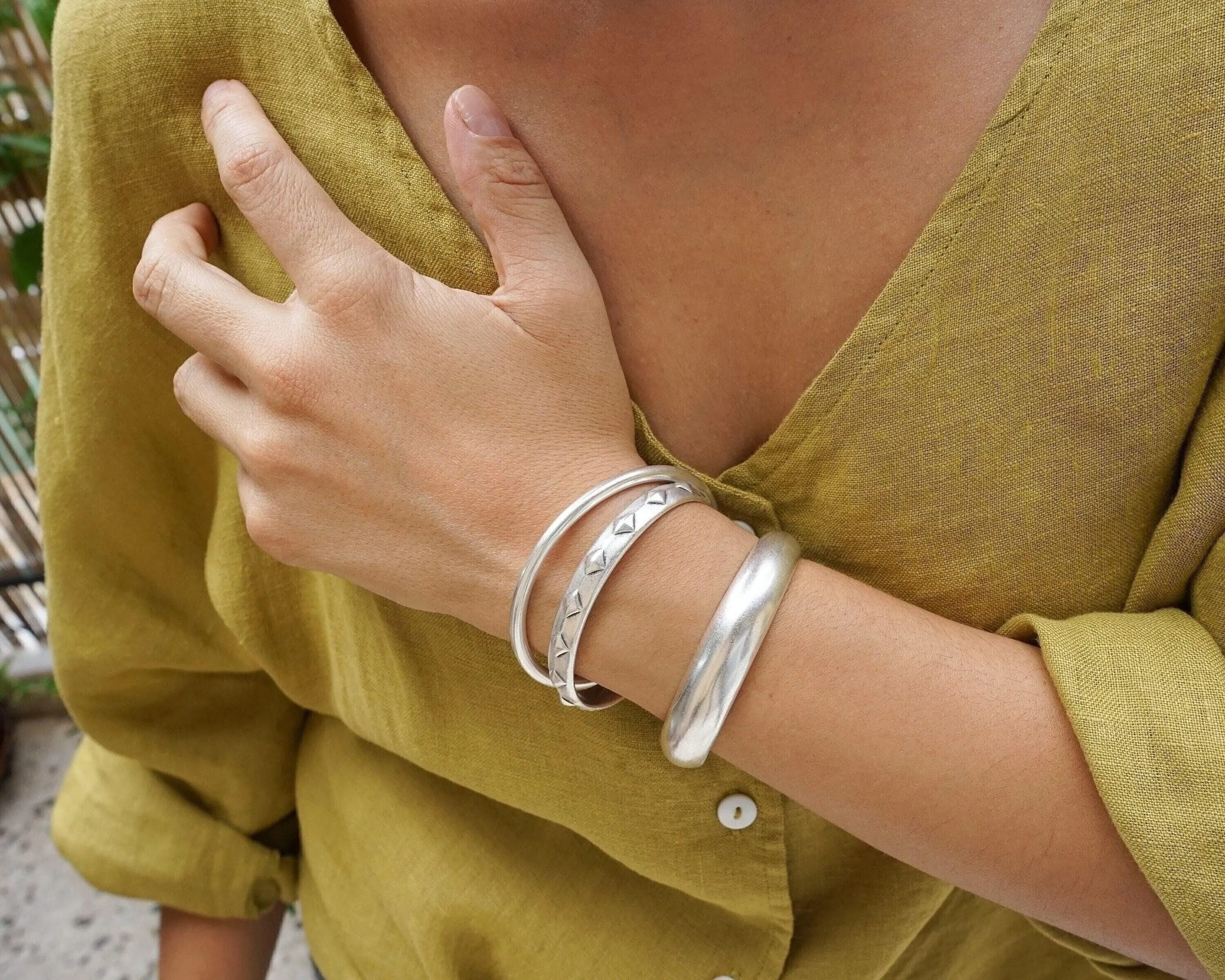 Silver Shiny Thick Round Bangle Bracelet