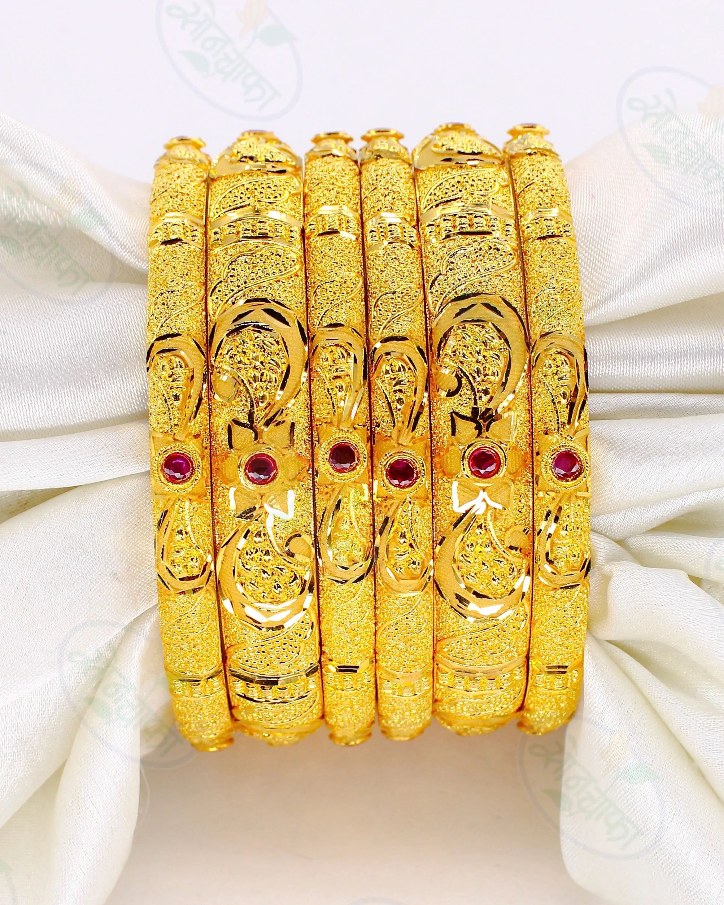 STUNNING GOLD PLATED BANGLES