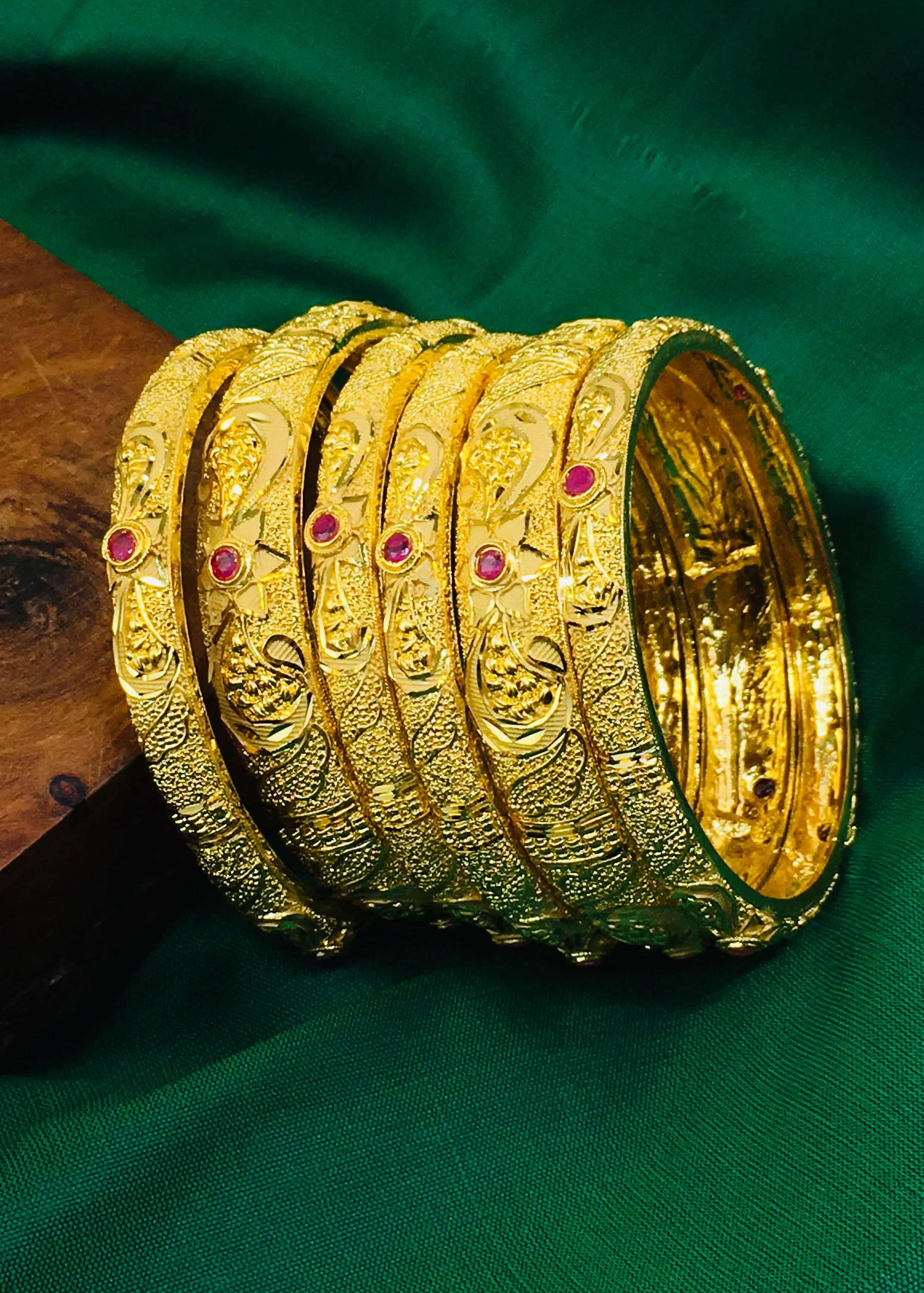 STUNNING GOLD PLATED BANGLES