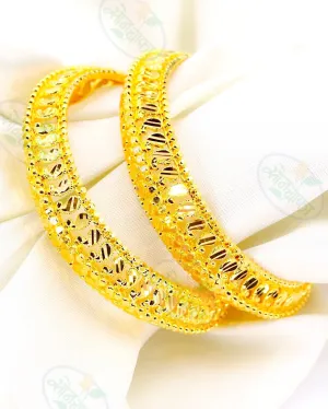 STUNNING GOLDEN BANGLES